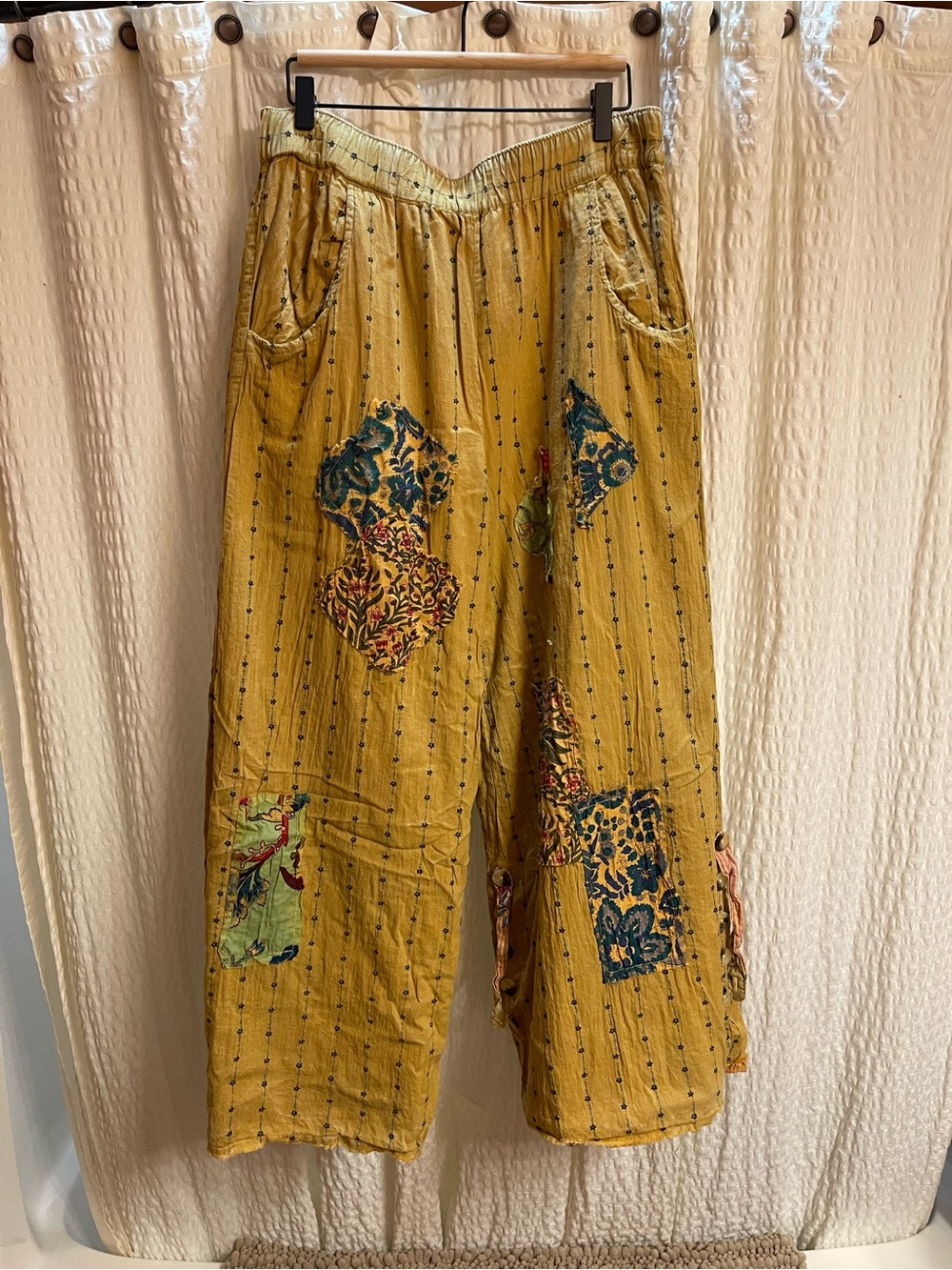 Reversible Bohemian Wide-Leg Pants - Picture 3 of 4